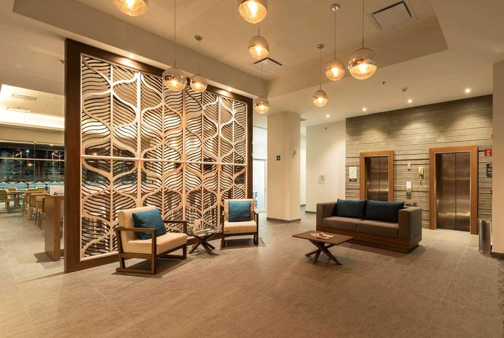 Microtel Inn & Suites By Wyndham Irapuato Interior foto