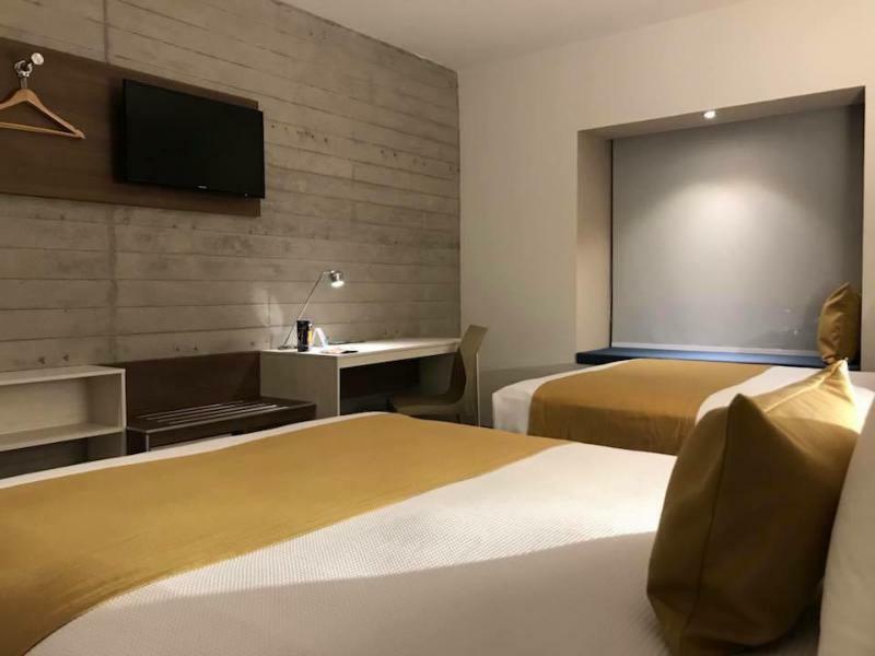 Microtel Inn & Suites By Wyndham Irapuato Exterior foto